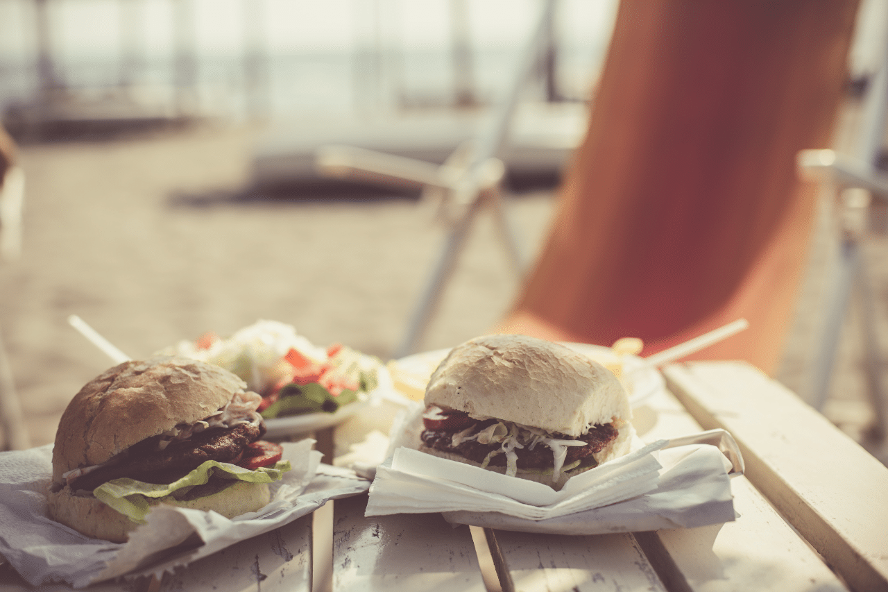 Al momento stai visualizzando Cosa mangiare in spiaggia?